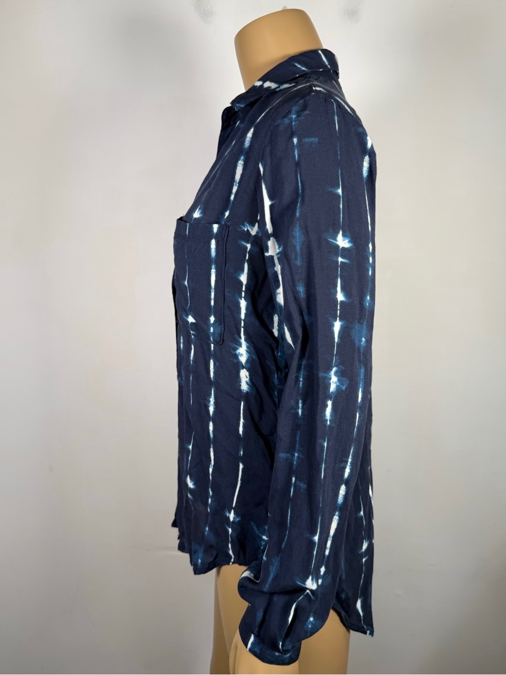 Cloth & Stone Anthropologie Women’s Size Small Tie Dye Rayon Button Down Shirt - Picture 3 of 7